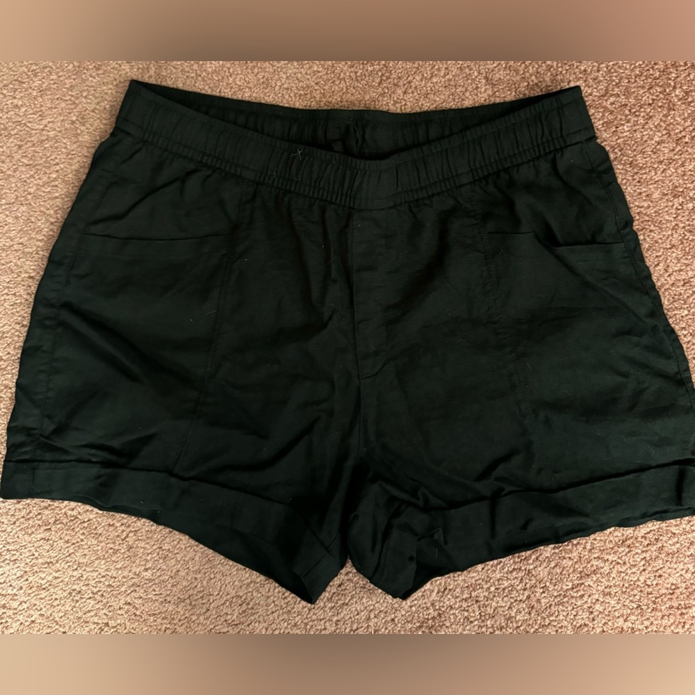 Old navy black linen blend shorts size large
